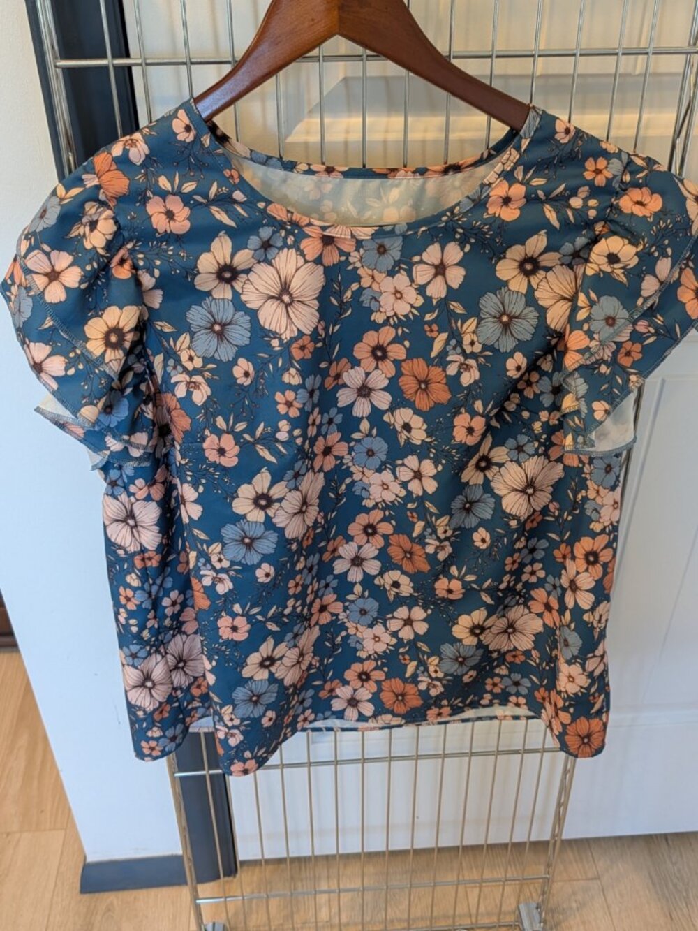 zitlo Teal Floral Ruffle-Sleeve Blouse – Size Large